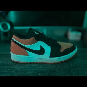 Jordan 1 low shattered backboards , vnds